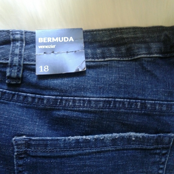 Denim  Bermuda shorts by Venezia  sz.18 NWOT - Picture 4 of 7